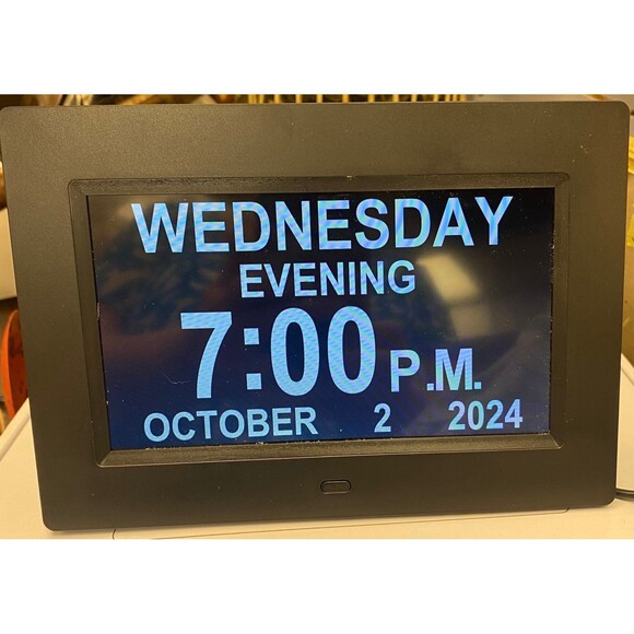 Clock Calendar Easy Read Screen 7” LCD Alarm Time Day Date - Picture 1 of 6